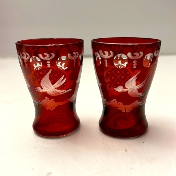 Pair of Bohemian Ruby red cordial glasses - Picture 2 of 6
